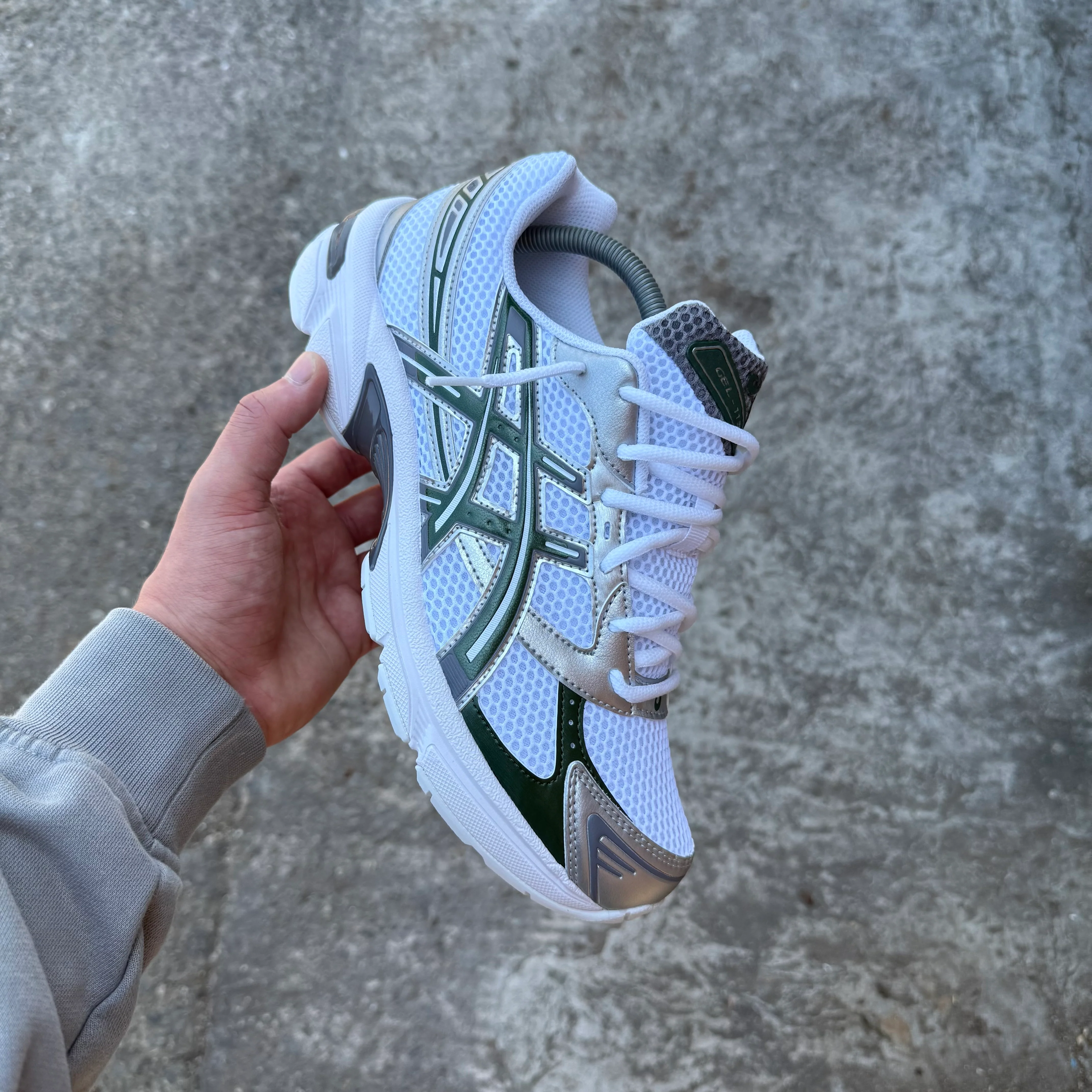 ASICS GEL 1130 TRAINER - WHITE FOREST NIGHT - Image 4