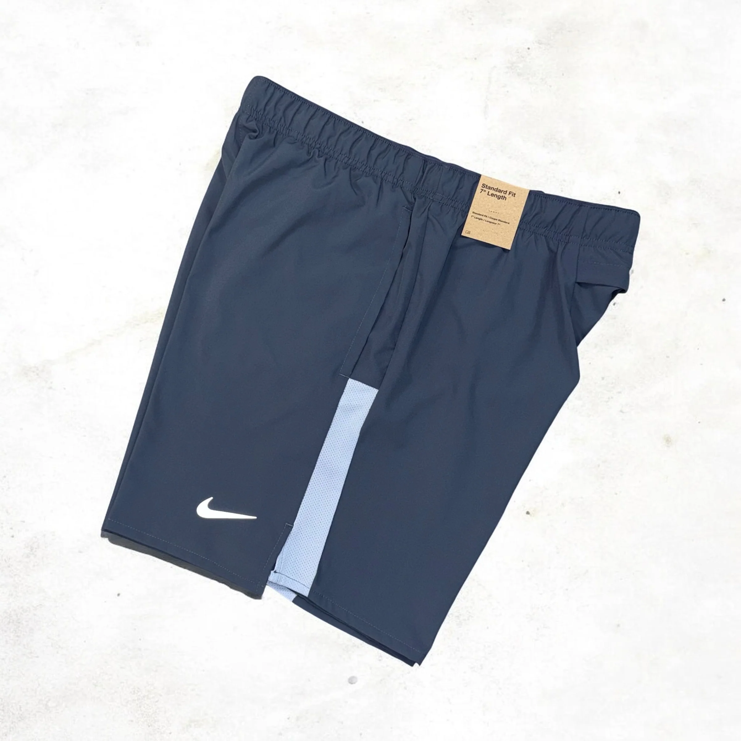 NIKE CHALLENGER DRI-FIT SHORTS 7” - LIGHT DIFFUSED BLUE