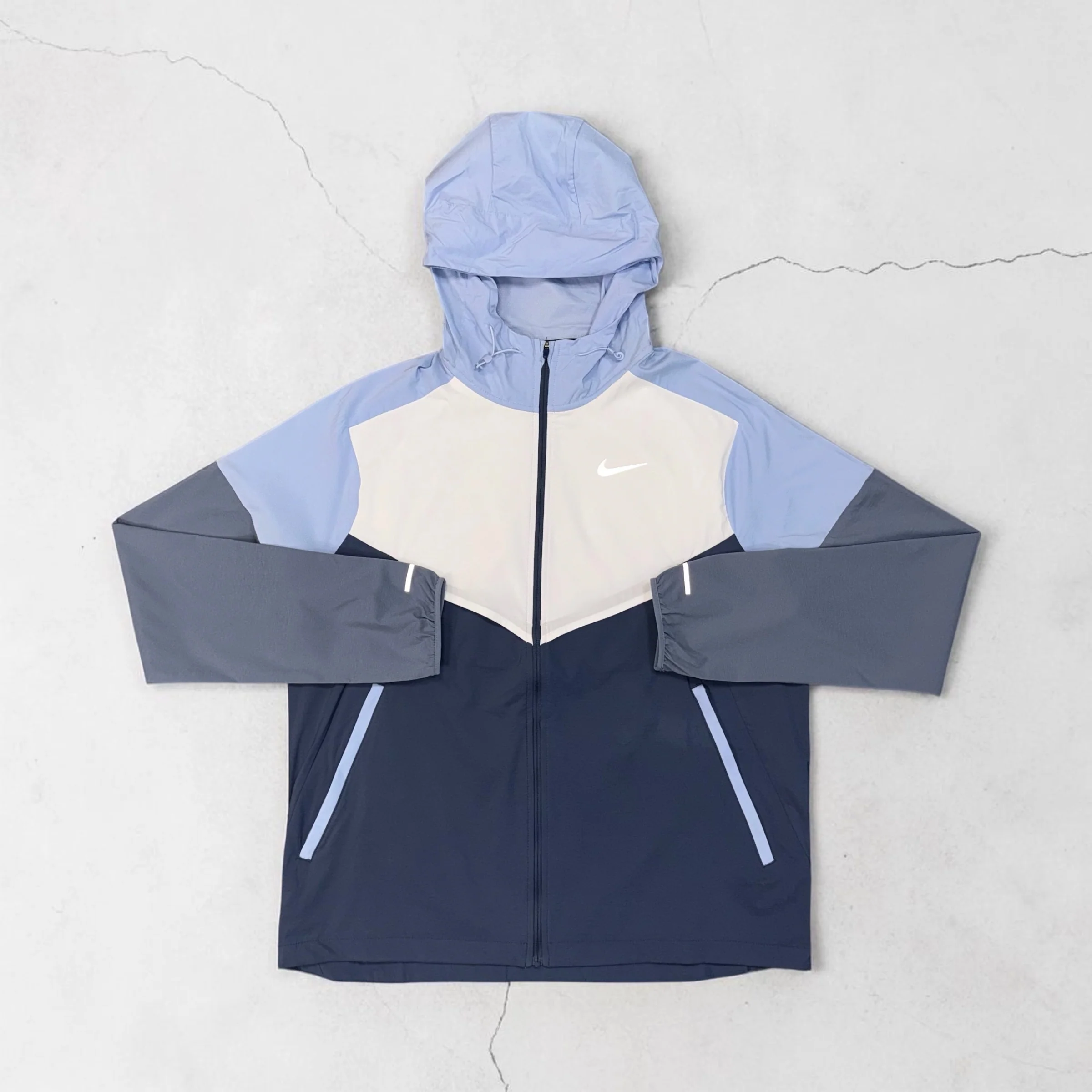 NIKE DRI-FIT WINDRUNNER JACKET - DIFFUSED BLUE