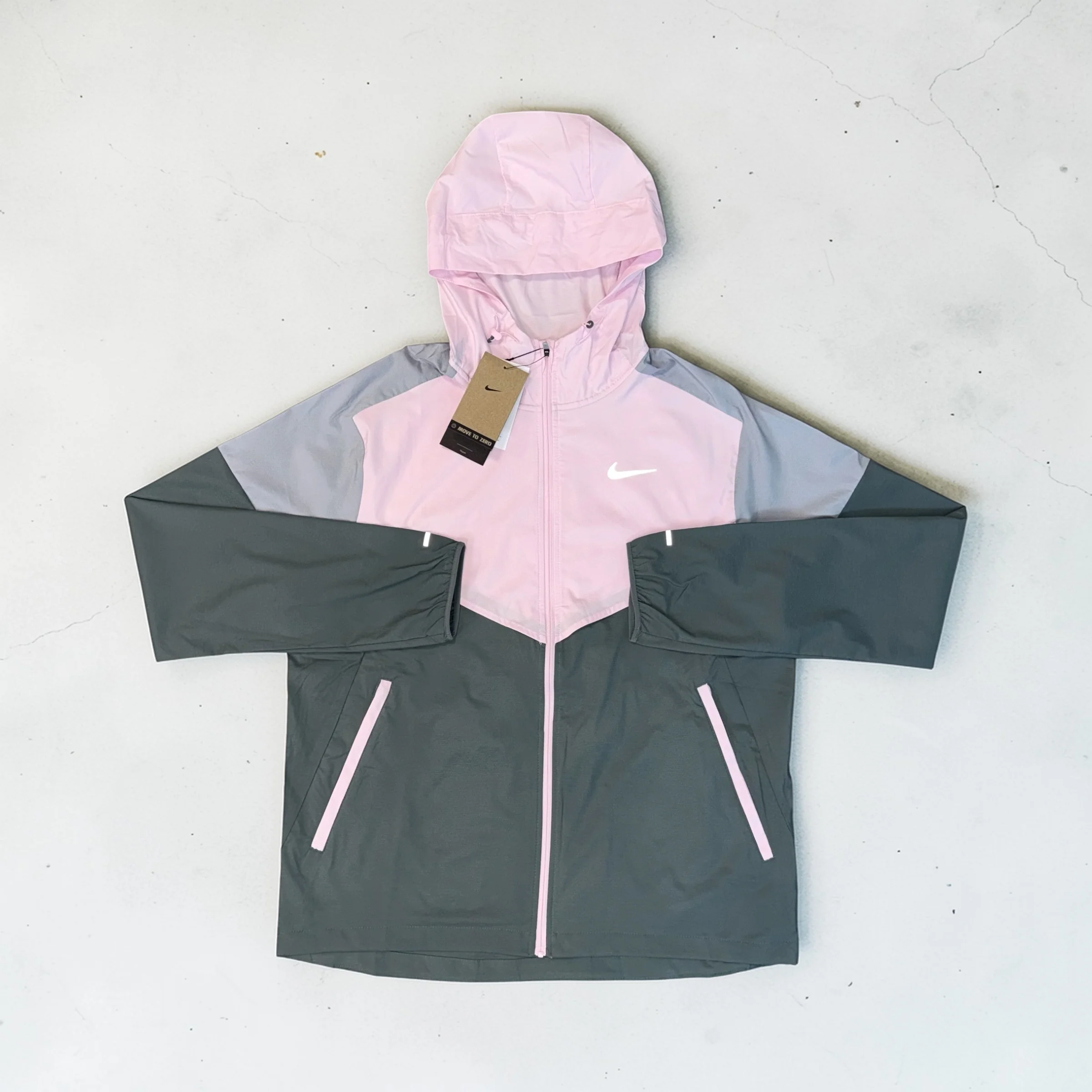 NIKE DRI-FIT WINDRUNNER JACKET - FOAM PINK / GREY
