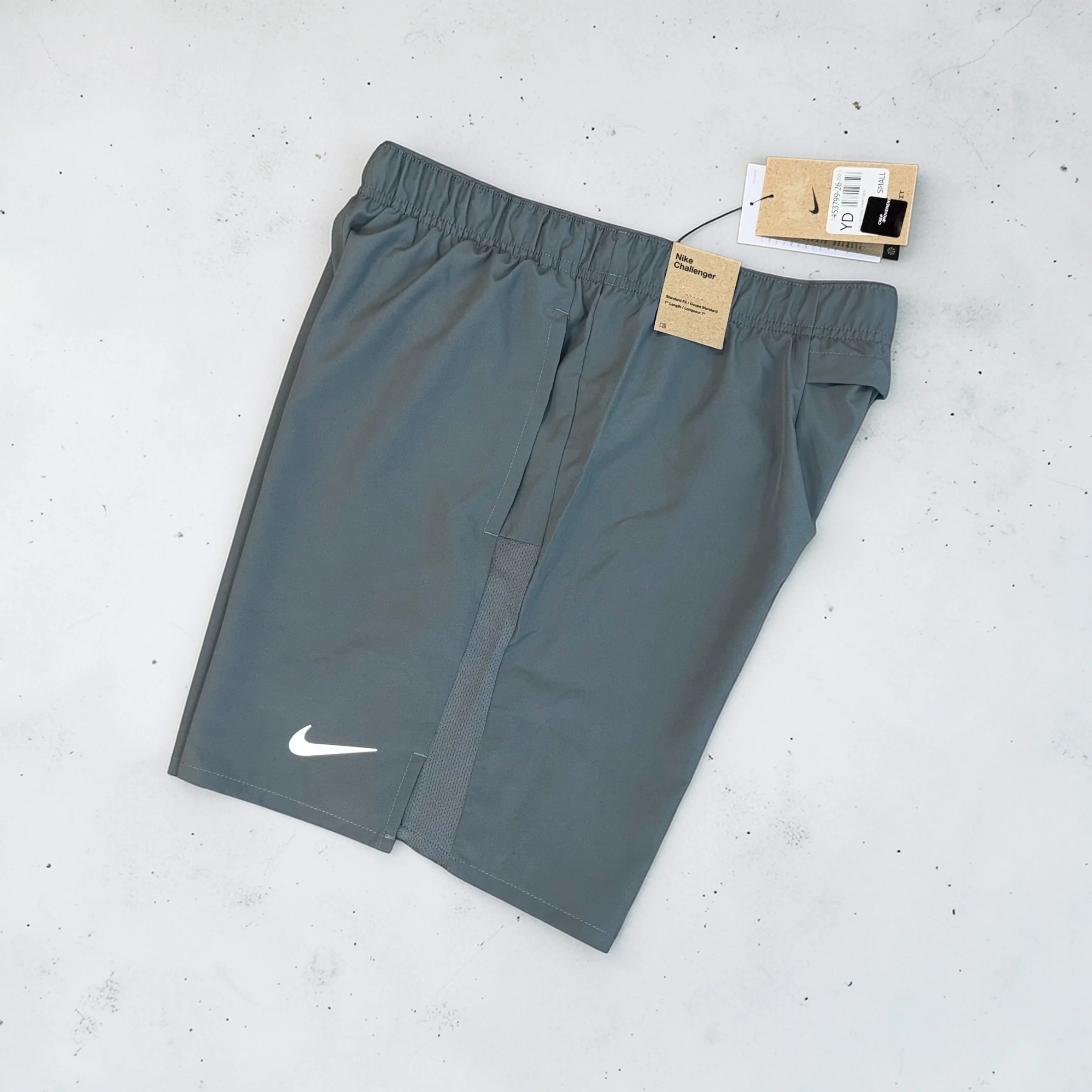 NIKE FLEX DRI-FIT SHORTS 7” - GREY