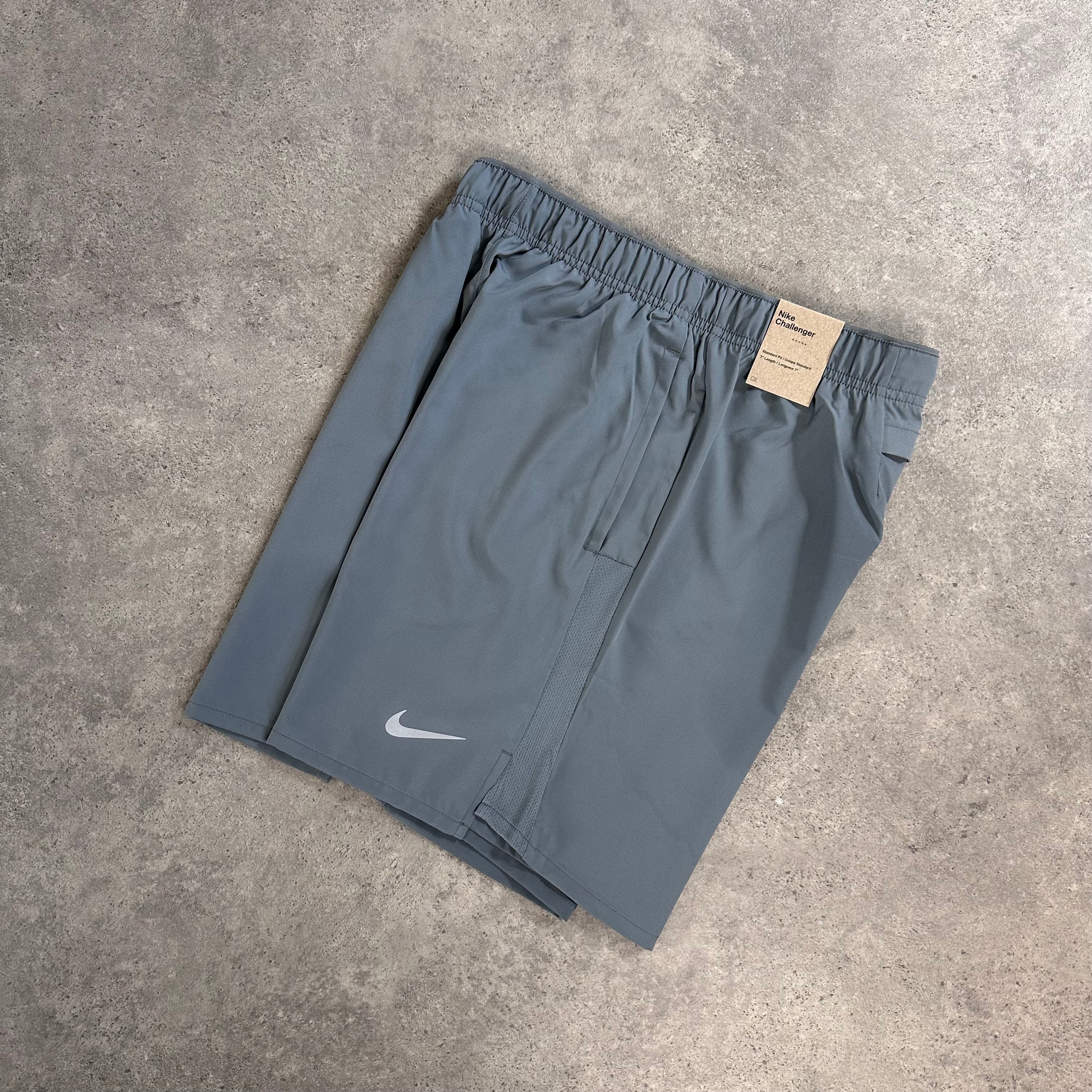 NIKE FLEX DRI-FIT SHORTS 7” - GREY - Image 2