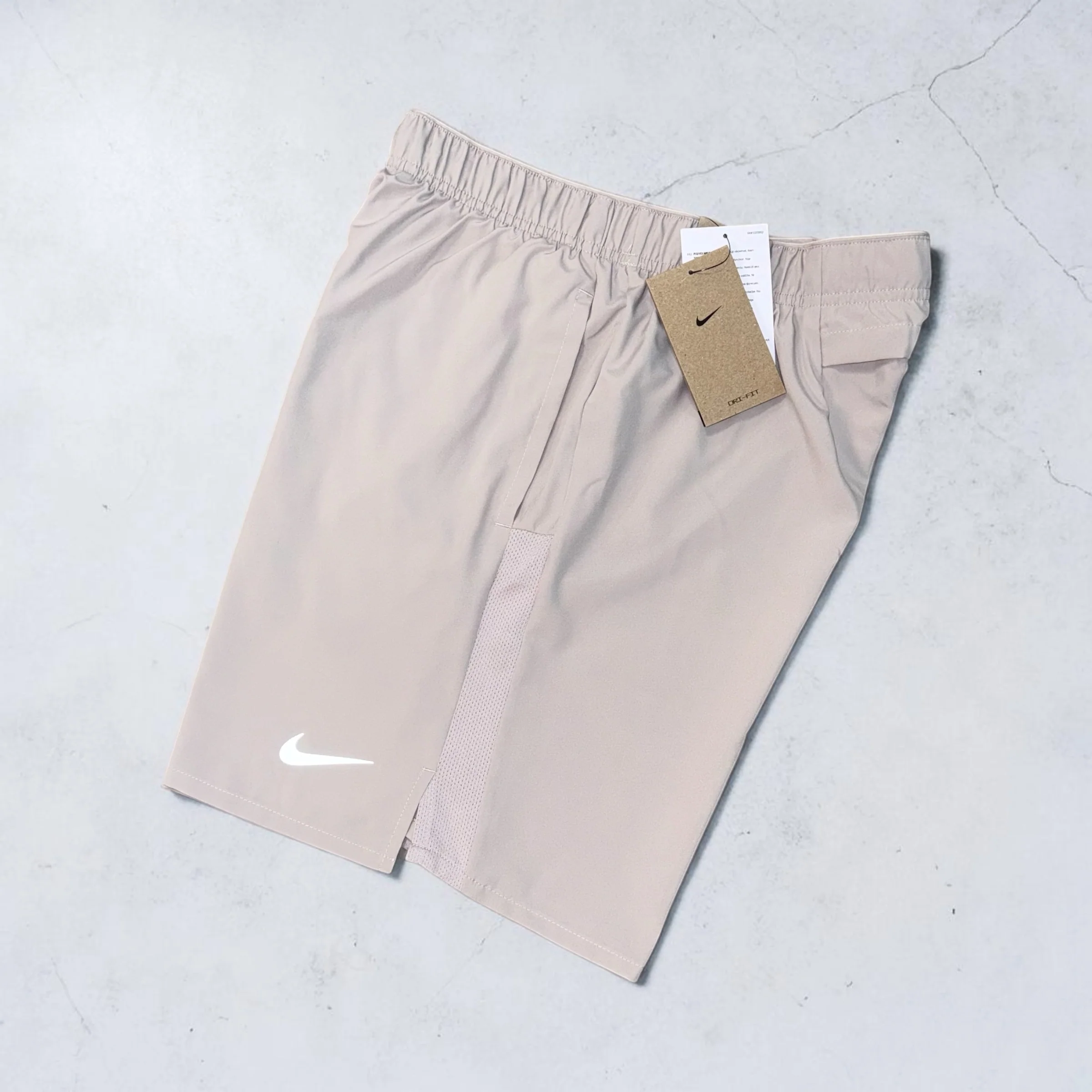 NIKE WINDRUNNER, MILER T-SHIRT AND CHALLENGER SHORTS 3PC SET - BEIGE - Image 4