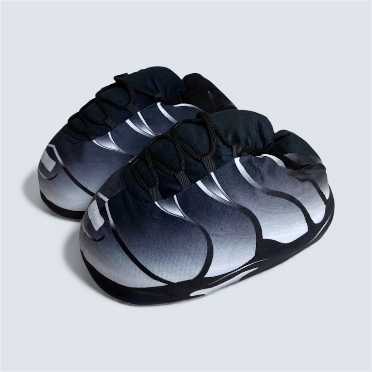 TN INSPIRED PLUSH SLIPPER - SMOKES